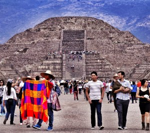Mexico City, Teotichuacan, Pyramide of the Sun, Pyramide of the Moon